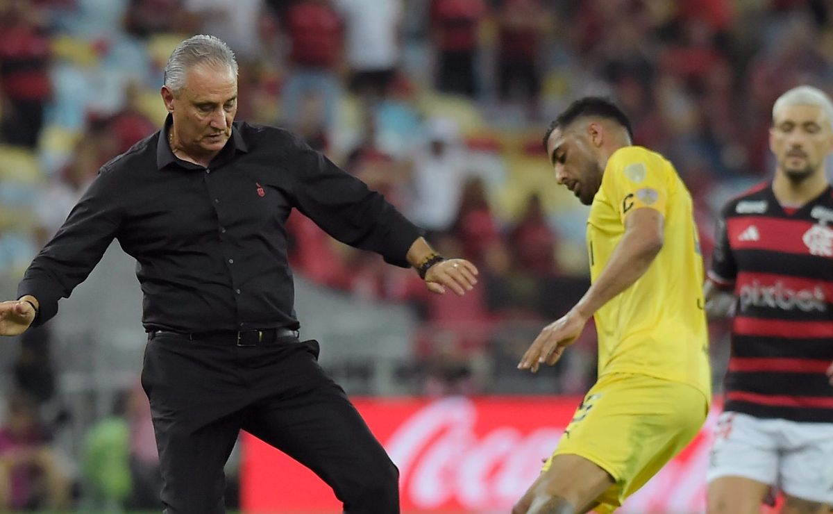 tite vai deixar o flamengo apenas mediante o pagamento da multa rescisória milionária