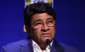 cbf escala equipe de arbitragem prestigiada para o jogo contra o athletico pr