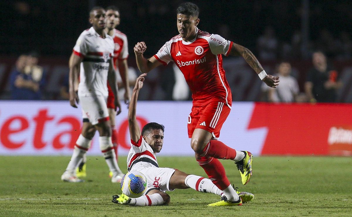 nestor desfalca são paulo contra o corinthians, após terceiro amarelo