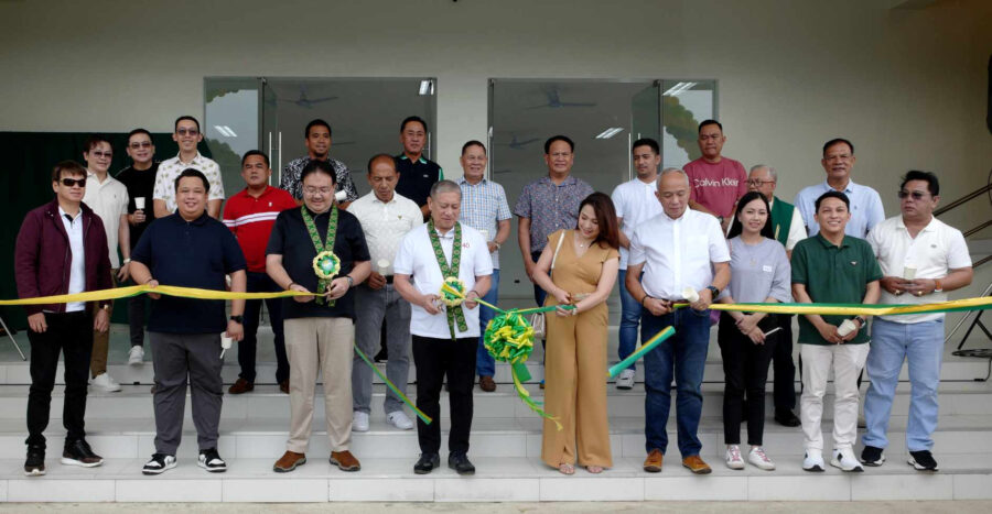 pagcor opens new socio civic centre in dasmariñas