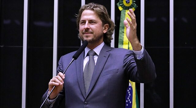 deputado zeca dirceu defende restrição na publicidade de apostas e jogos online