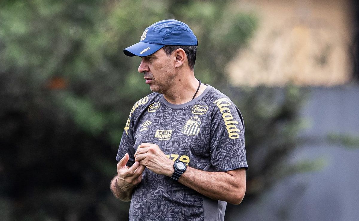 carille ironiza marcelo teixeira no santos, depois diz que foi brincadeira, mas situação gera problema