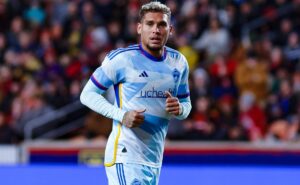 ex atacante do palmeiras, rafael navarro disputa prêmio de melhor jogador com lionel messi 