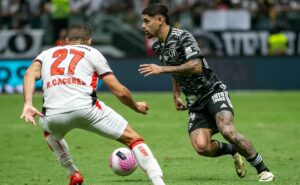 jogadores do atlético mg detonam segundo tempo contra o vitória e cobram reação no brasileirão