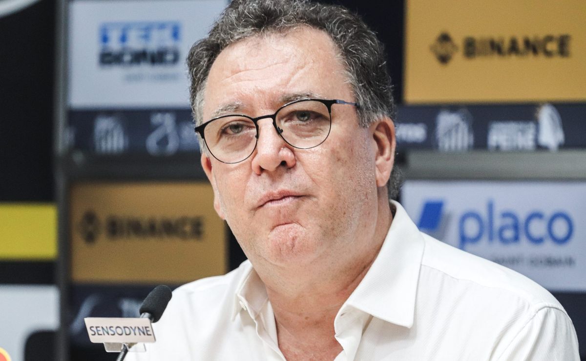 marcelo teixeira é comunicado que zagueiro quer jogar no santos e joão basso faz apelo: “vontade”