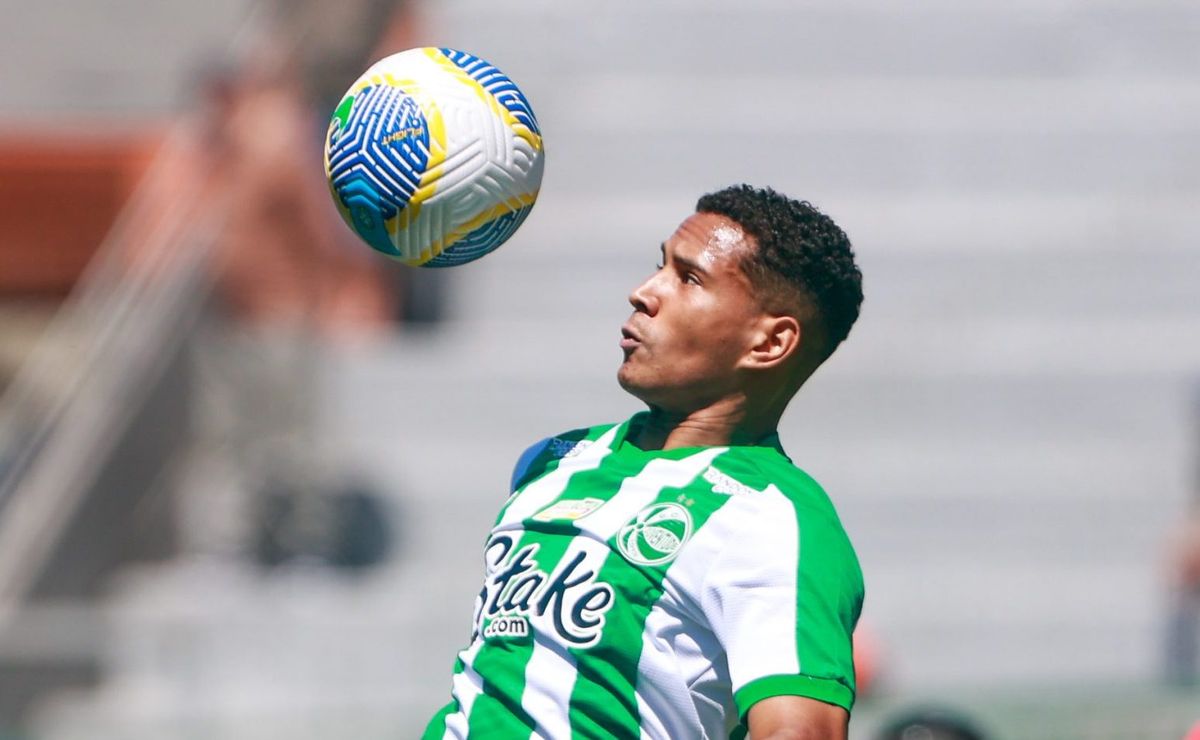 grêmio mira lateral joão lucas, indicado por roger machado ao inter