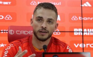 além de renê, hyoran também não fica no inter para 2025