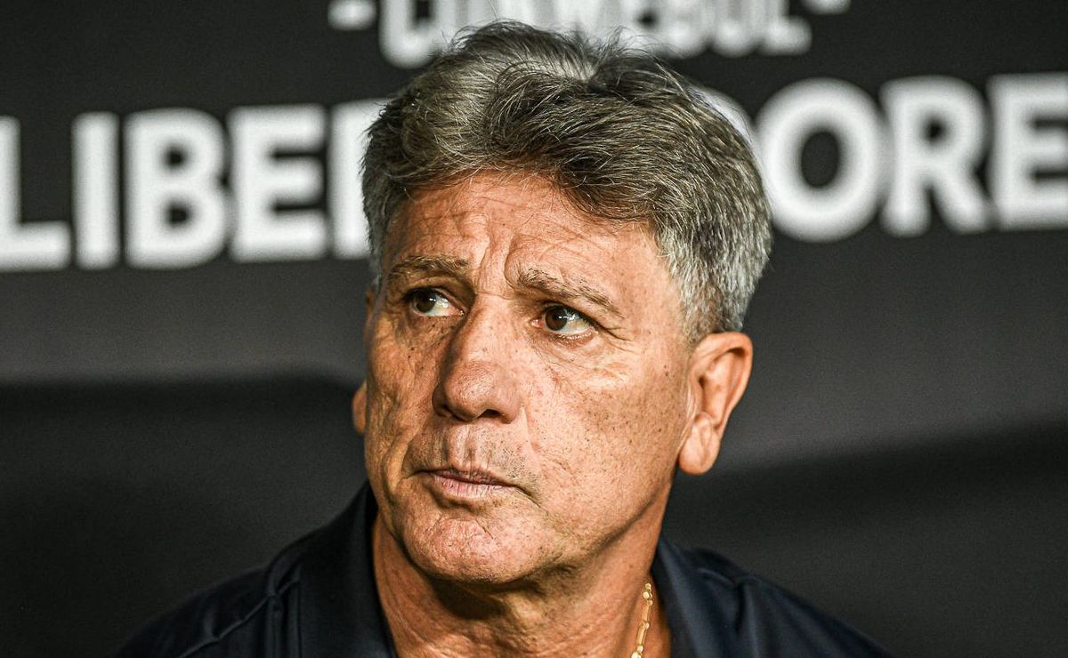 guerra se reúne com dirigentes do grêmio e aumenta pressão pela demissão de renato