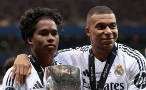 atacante se decepciona no real madrid e saída precoce ganha força: "enquanto for assim"
