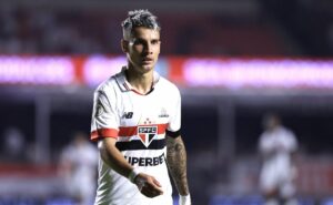 são paulo ganha ajuda da data fifa para recuperar ferreirinha completamente