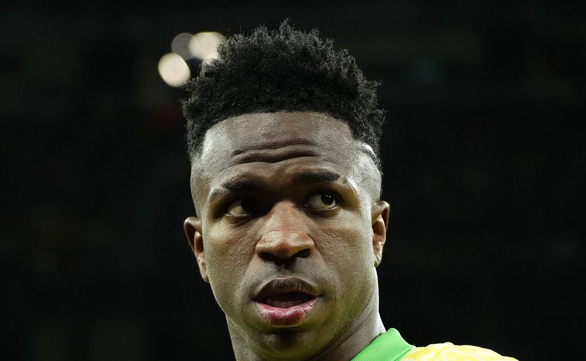 jornalista do chile deixou vinícius júnior fora do top 3 na bola de ouro: "torneios internacionais..."