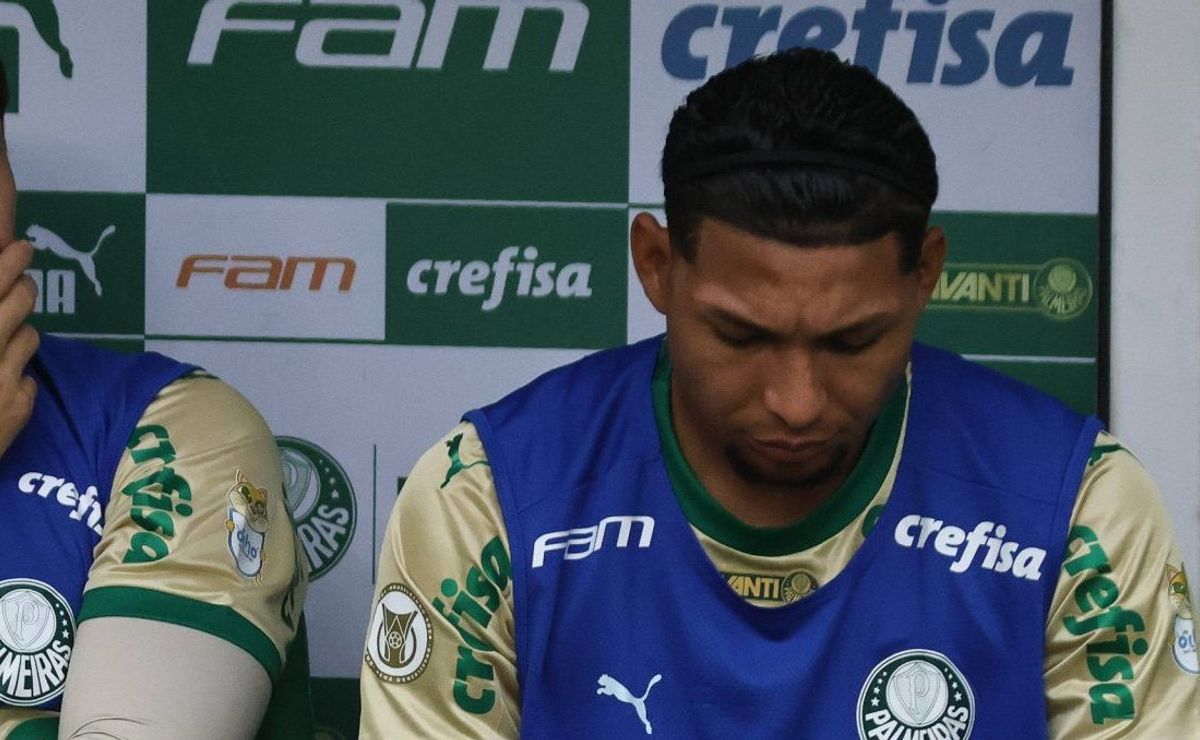 no radar do cruzeiro, rony está incomodado com reserva no palmeiras, diz andré hernan