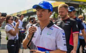 anthony davidson questiona falta de reconhecimento de yuki tsunoda como candidato à red bull