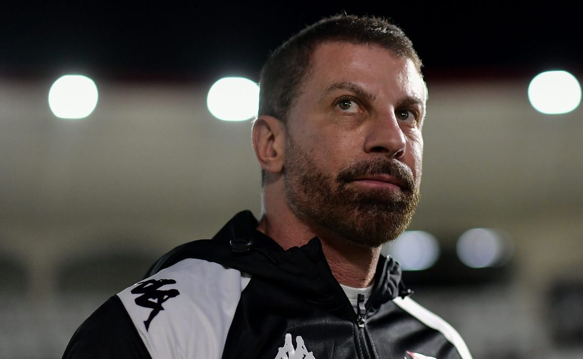 suspensão da 777 está próximo de acabar, e vasco de pedrinho precisa resolver situação