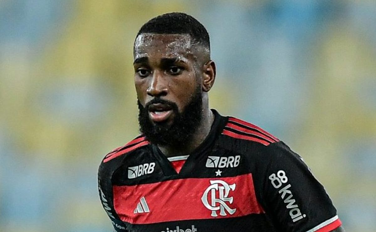 gerson é comunicado por filipe luís que seguirá como capitão do flamengo