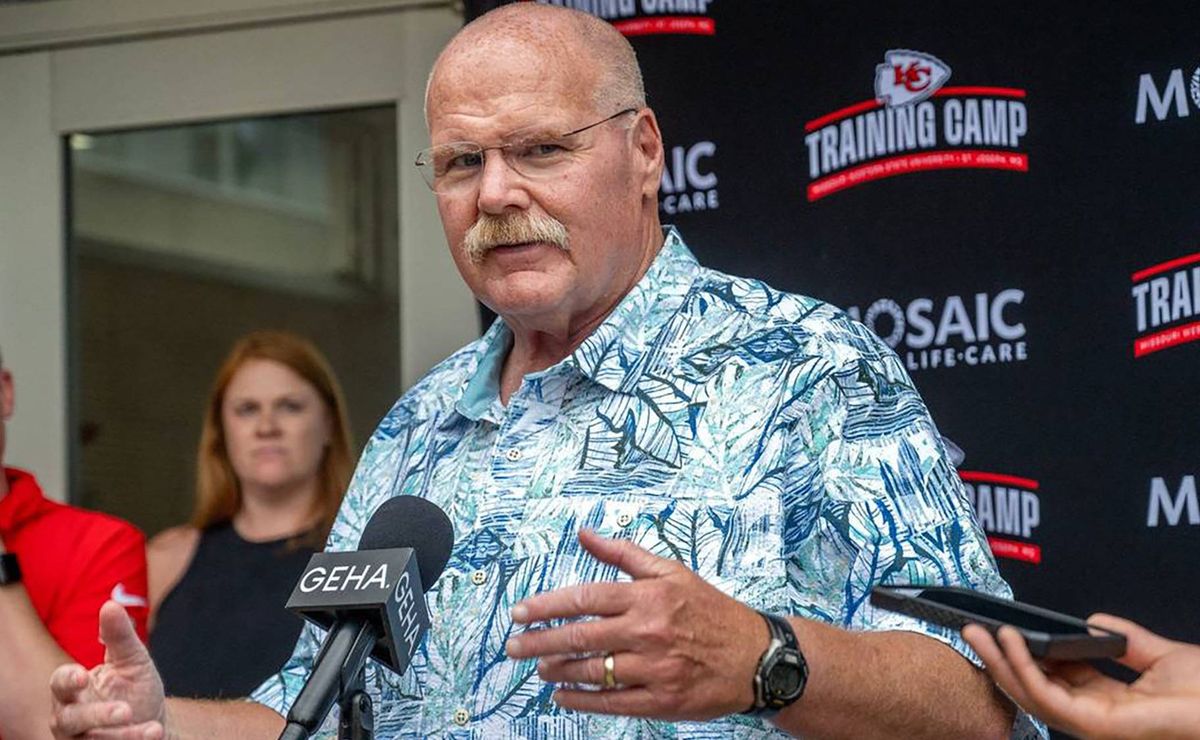 nfl: andy reid e os chiefs poderiam fazer uma troca milionária para substituir rashee rice