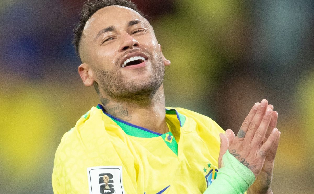 neymar agita torcida do santos ao tirar sarro de amigo com camisa de rival: “sempre deitei...”