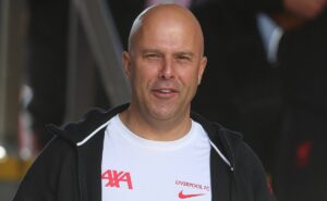 palmeiras é comunicado sobre interesse de arne slot, do liverpool ing, em vitor reis