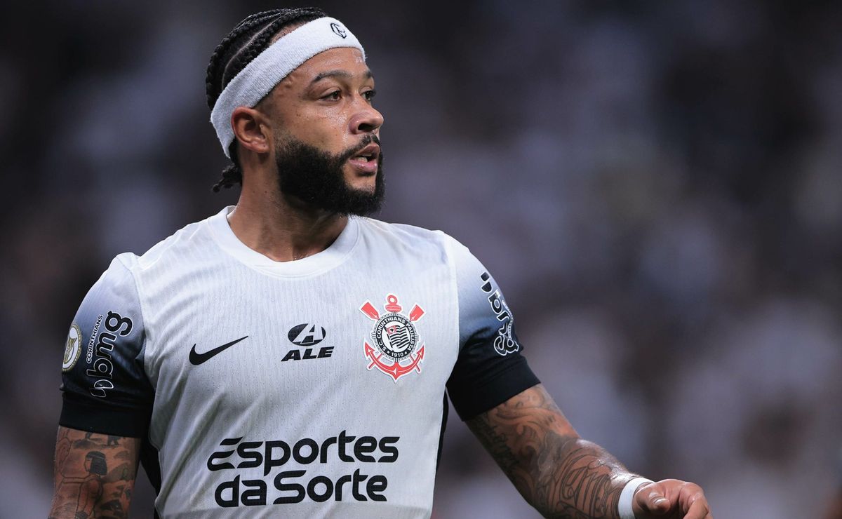 corinthians de memphis depay é obrigado a retirar patrocínio de bet no uniforme até quinta feira (10)