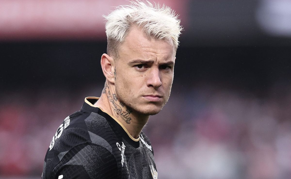 corinthians não desiste, define estratégia para contratar róger guedes e reviravolta pode acontecer