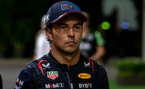 após demissão de ricciardo, pressão sobre pérez aumenta na red bull