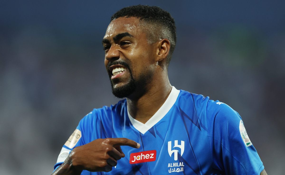 malcom projeta volta ao futebol brasileiro e se declara para o corinthians: “sempre torcendo”