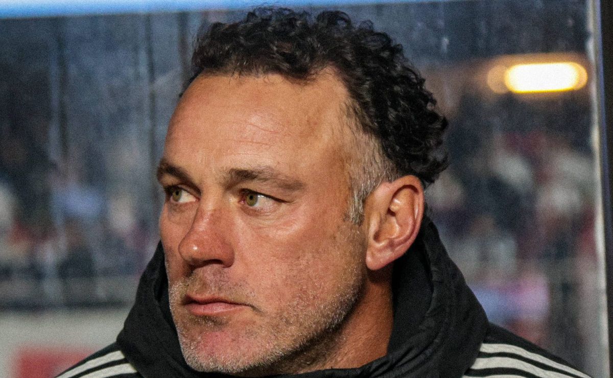 santos teve caneta para contratar gabriel milito, mas argentino foi preterido por paulo turra