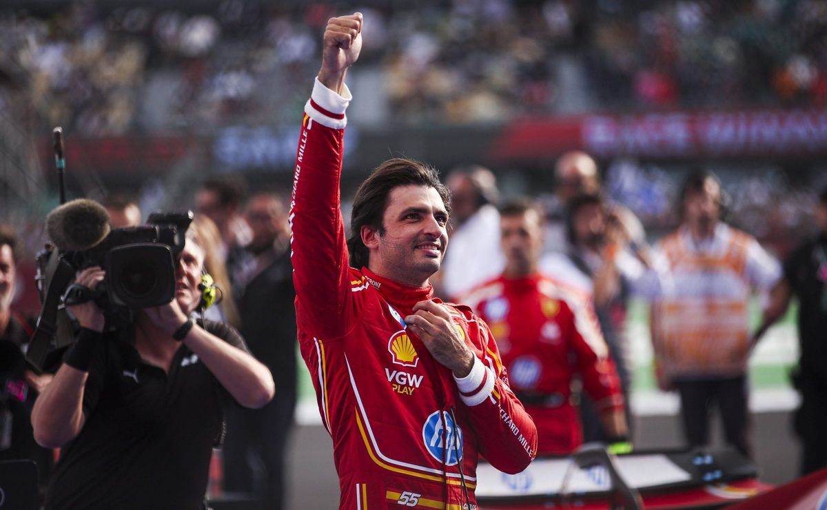 carlos sainz vence no méxico com autoridade e consagra fase positiva