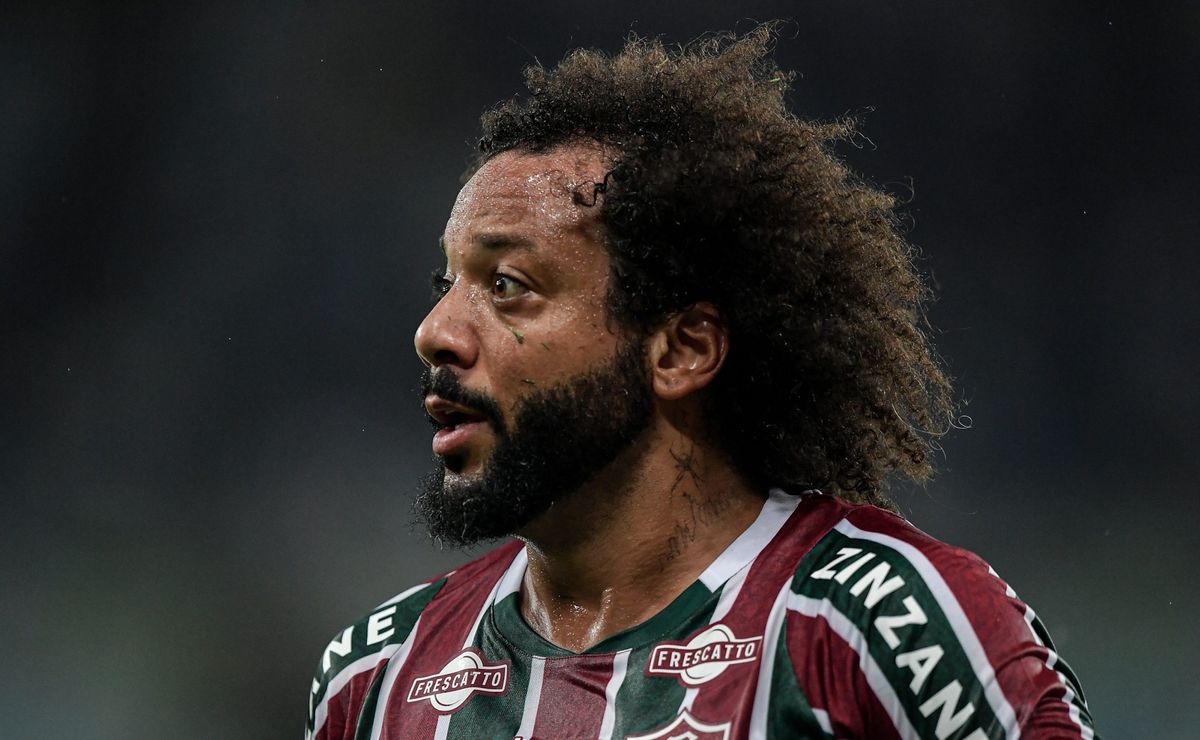 marcelo, do fluminense, toma drible desconcertante do filho e dispara: "não imaginava"