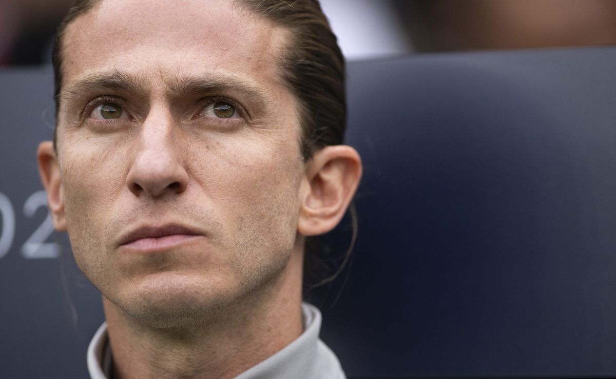 emerson sheik diz que flamengo pode repetir 2009 com filipe luís: “É possível”