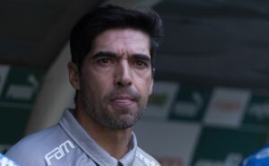 campeão pelo palmeiras com abel ferreira tem saída decretada pela torcida: “não dá mais”