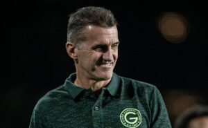 vagner mancini projeta santos x goiás pela série b: “tem que ganhar”