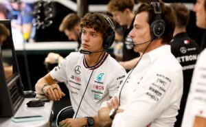 toto wolff explica a decisão de colocar kimi antonelli diretamente na mercedes em 2025