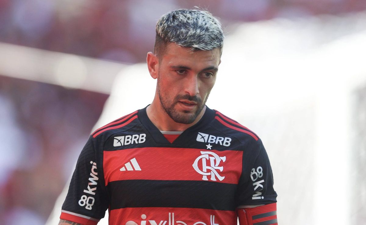 arrascaeta tem situação revelada no flamengo após primeiro treino com novo treinador