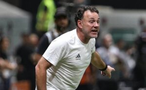 gabriel milito projeta confronto decisivo no atlético mg após abrir vantagem sobre o vasco 