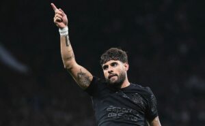 de criticado a herói? yuri alberto bate recorde e pode terminar ano em alta; veja odds