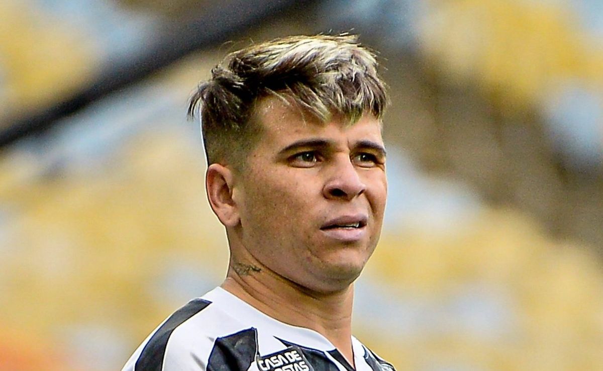 renato gaúcho se movimenta e santos aproveita oportunidade para vender soteldo