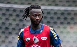 yusupha njie não joga no santos por deficiência técnica e bastidores são revelados