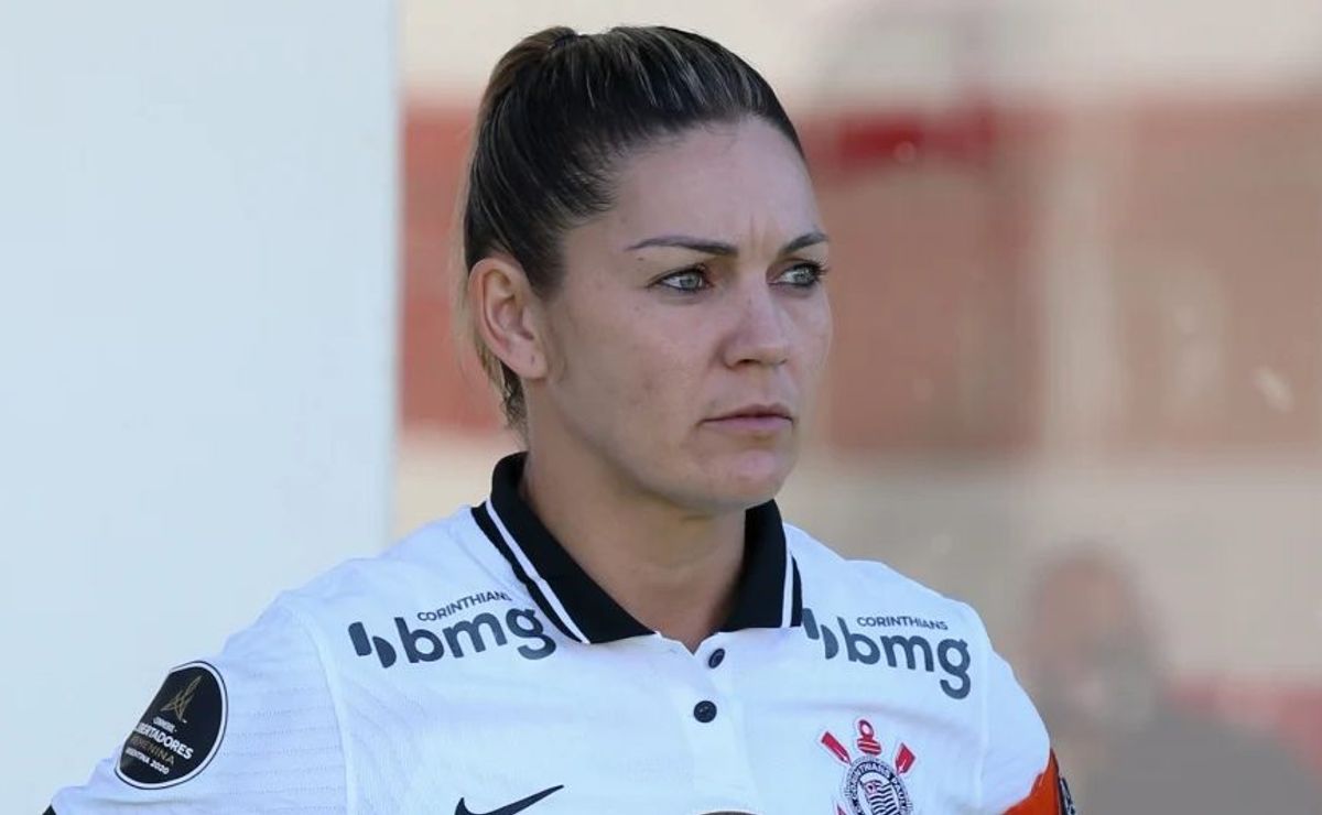 gabi zanotti, do corinthians expõe condições precárias do transporte na libertadores: “inadmissível!"