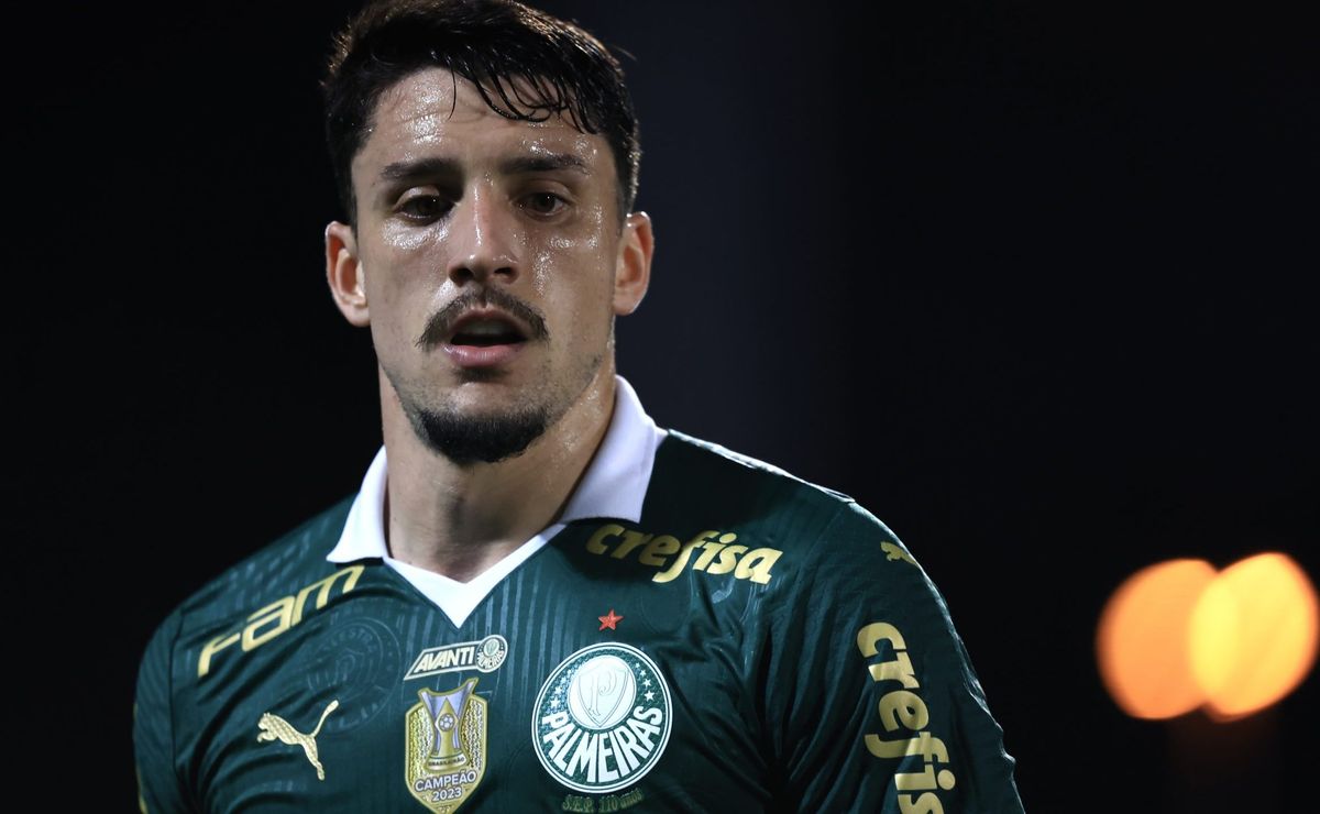 volta de piquerez ao palmeiras tem data para acontecer e lateral retorna em novembro