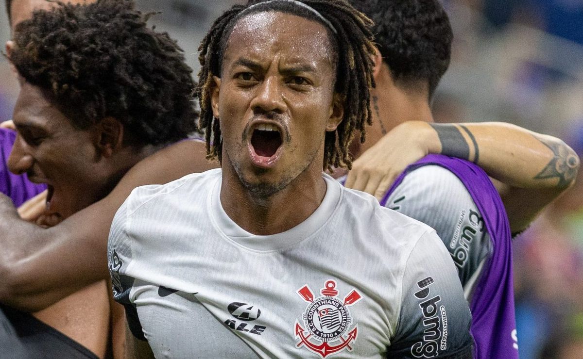 carrillo impressiona no corinthians e pede passagem no time titular de ramón diaz