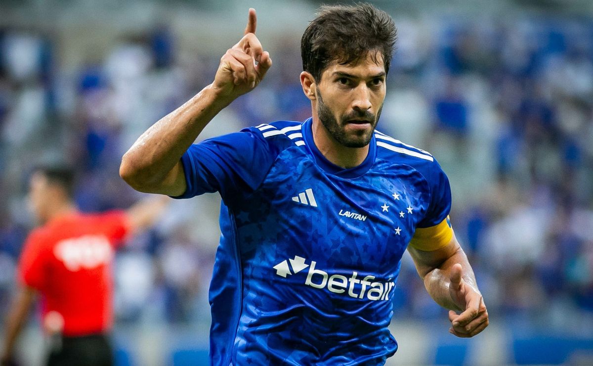 sem matheus henrique, lucas silva pode ganhar chances com diniz no cruzeiro