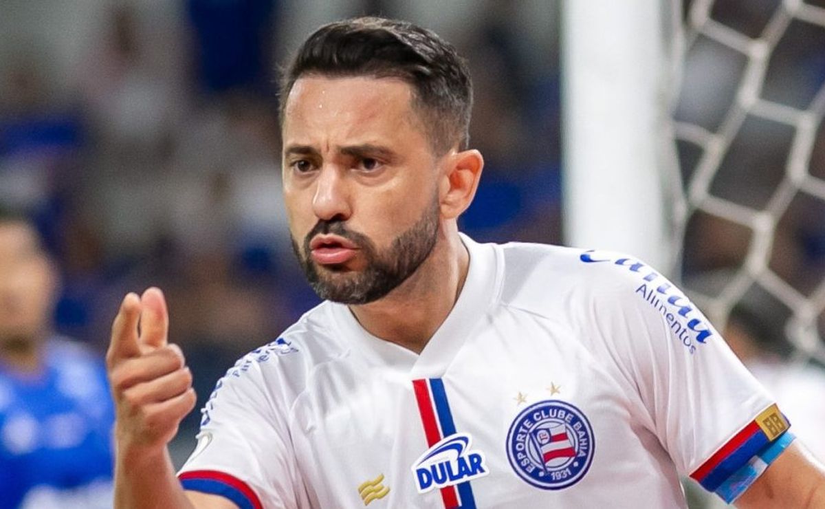 everton ribeiro protagoniza lance de craque no brasileirão e repercute na torcida do flamengo: “magia”