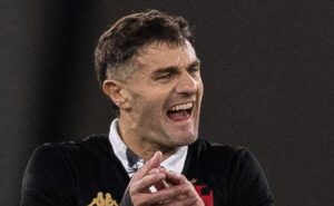 vegetti deixa rivalidade e lado e enaltece atacante do flamengo: "na minha opinião" 