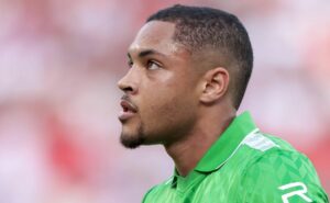 chegada de vitor roque ao flamengo é aprovada pela nação após críticas no betis esp