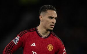 antony no flamengo ganha força após desejo do manchester united de liberar atacante