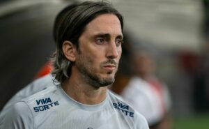 demissão de zubeldía ganha força e são paulo x vasco será crucial 