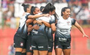 corinthians busca revanche contra o boca juniors na libertadores feminina