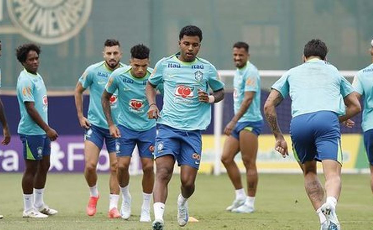 seleção brasileira enfrenta chile com quarteto ofensivo e em busca de se recuperar nas eliminatórias