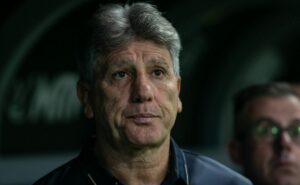 renato gaúcho pode substituir mano menezes no fluminense em 2025